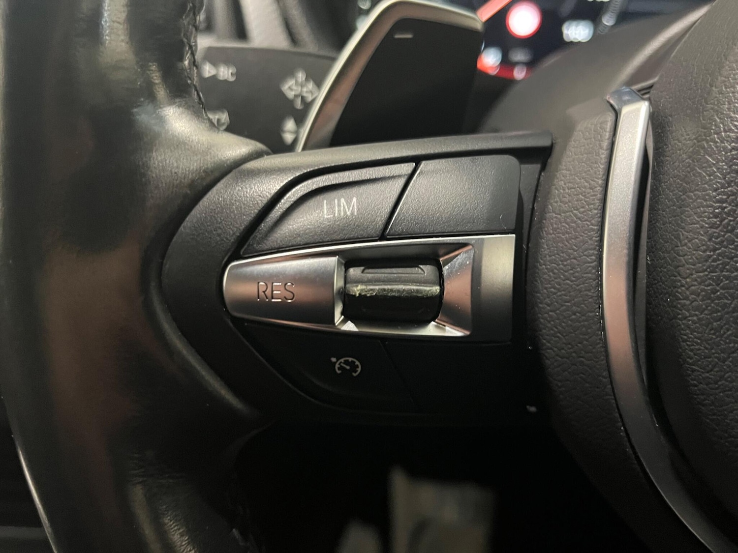 Used BMW 3 Series for sale - 76689211: Photo 31