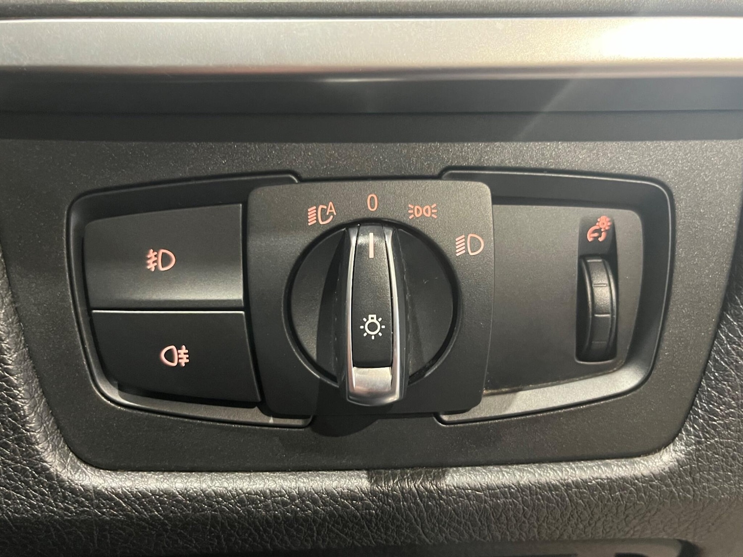 Used BMW 3 Series for sale - 76689211: Photo 32