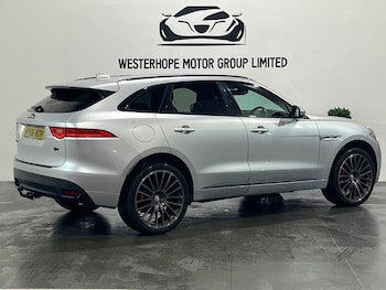 Used Jaguar F-Pace 2016 for sale - 76742408: Photo