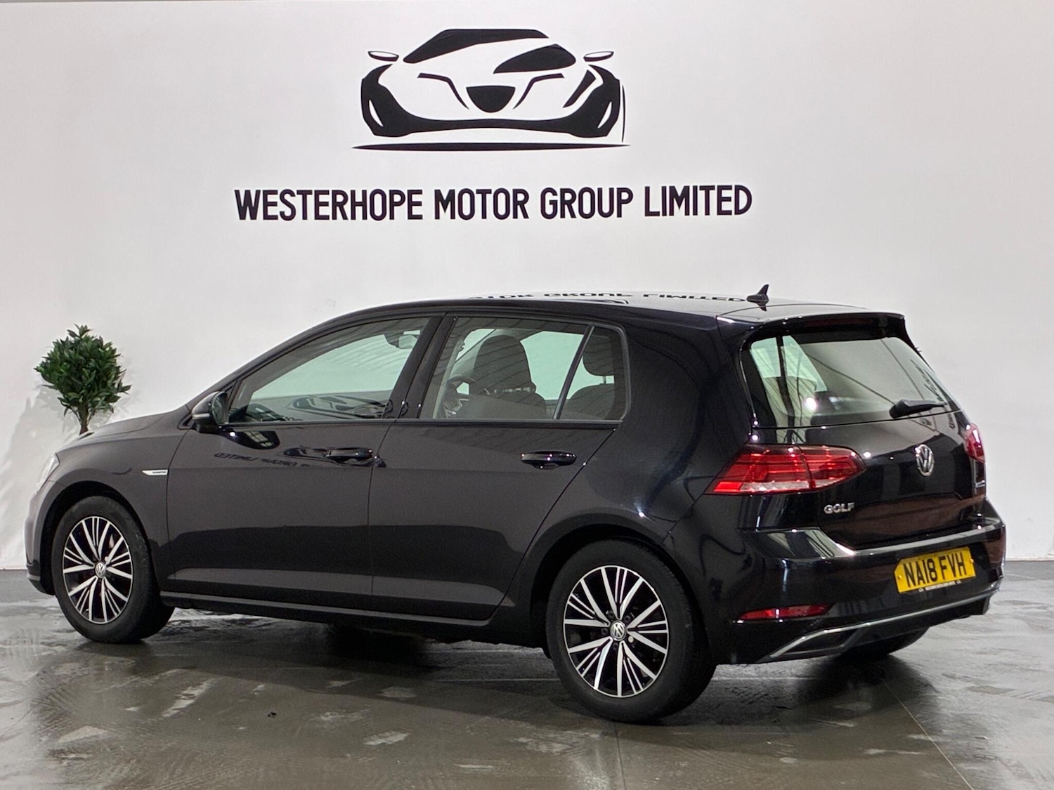 Used Volkswagen Golf 2018 for sale - 77478679: Photo 2