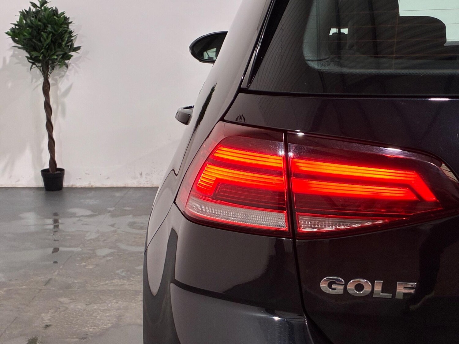 Used Volkswagen Golf 2018 for sale - 77478679: Photo 48