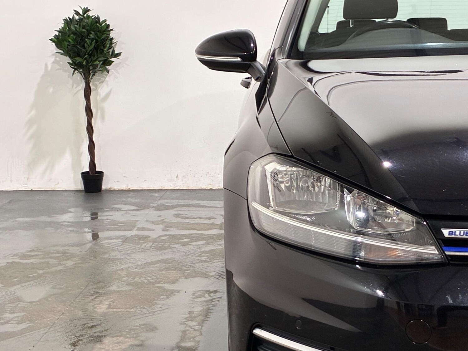 Used Volkswagen Golf 2018 for sale - 77478679: Photo 51