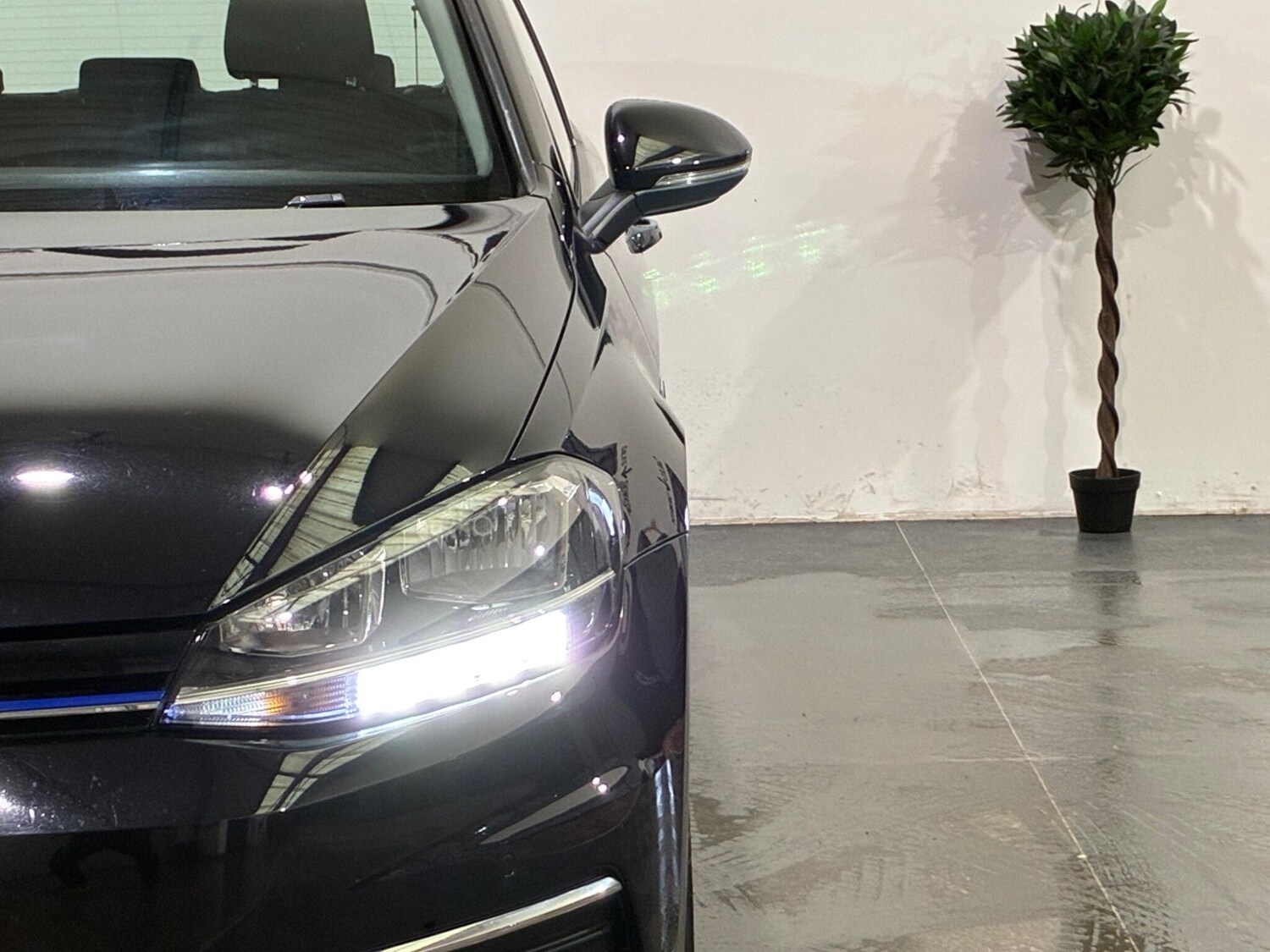 Used Volkswagen Golf 2018 for sale - 77478679: Photo 52