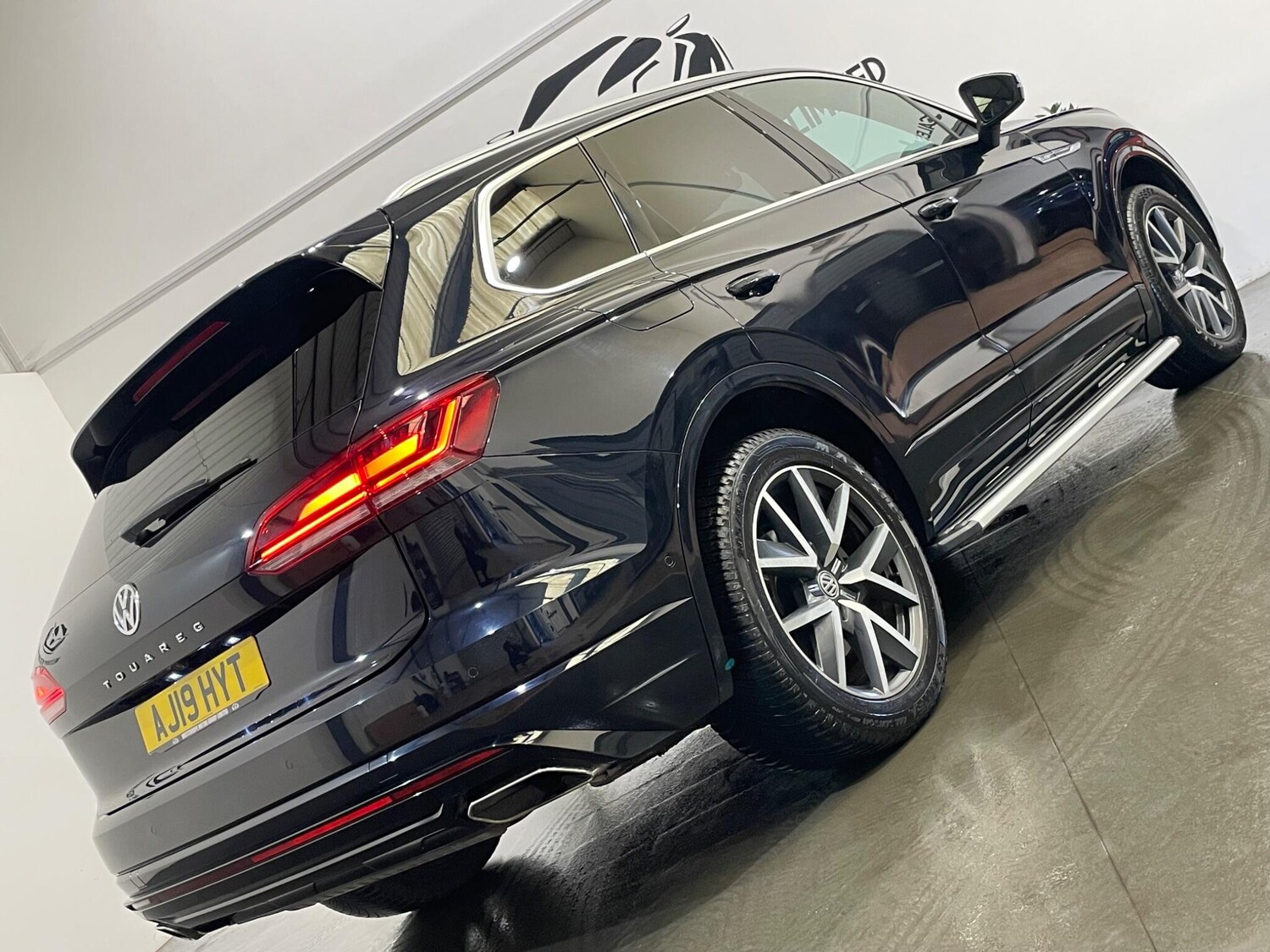 Used Volkswagen Touareg 2019 for sale - 78156798: Photo 23