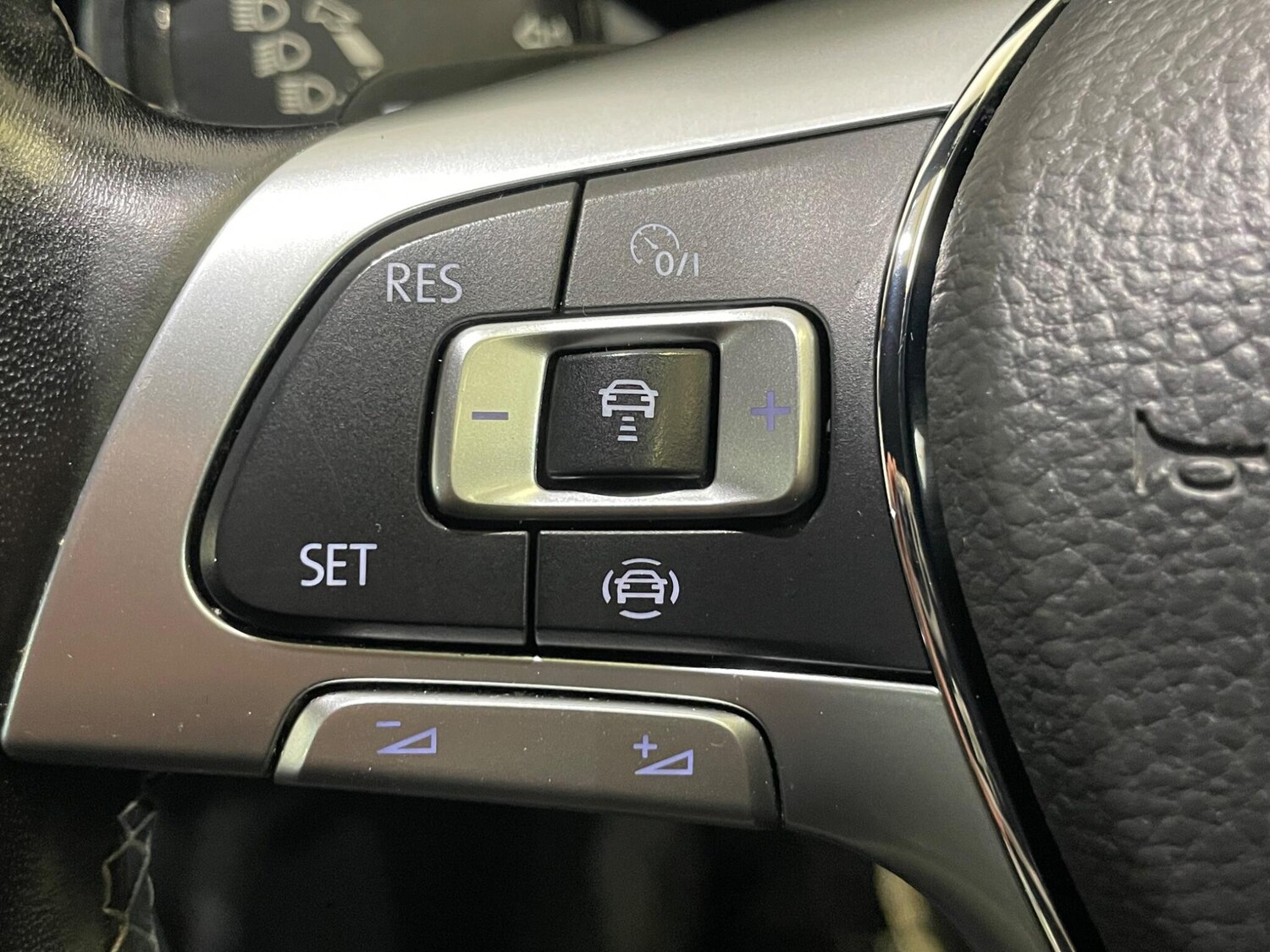 Used Volkswagen Touareg 2019 for sale - 78156798: Photo 29