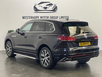 Used Volkswagen Touareg 2019 for sale - 78156798: Photo