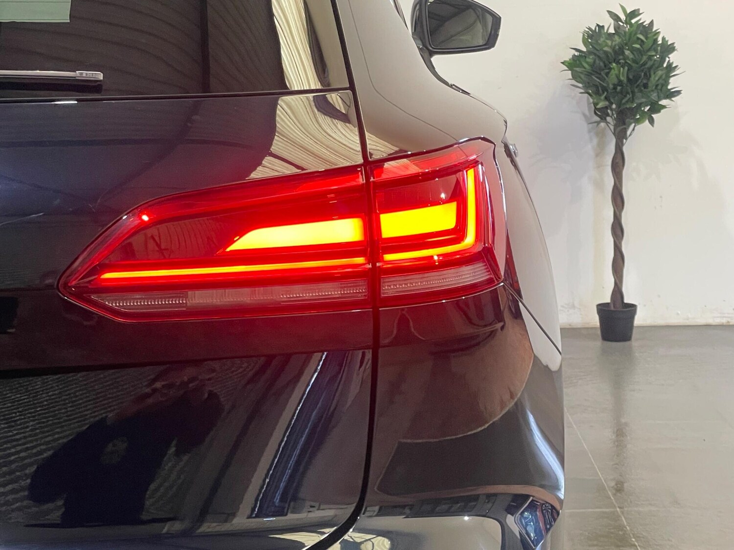 Used Volkswagen Touareg 2019 for sale - 78156798: Photo 46