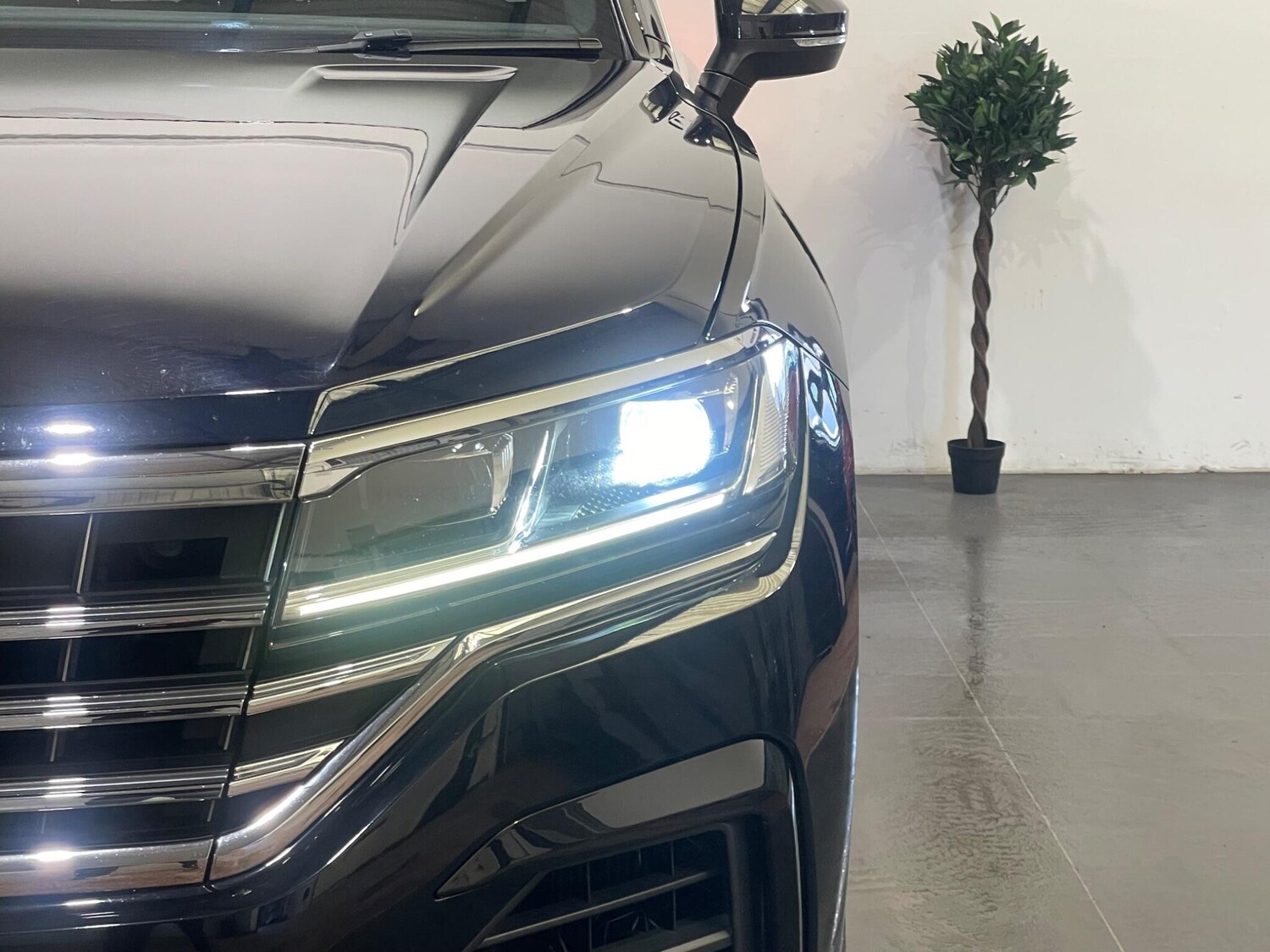 Used Volkswagen Touareg 2019 for sale - 78156798: Photo 51