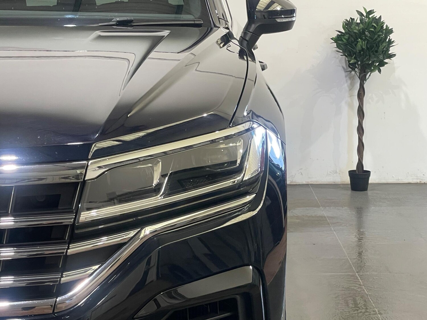 Used Volkswagen Touareg 2019 for sale - 78156798: Photo 54