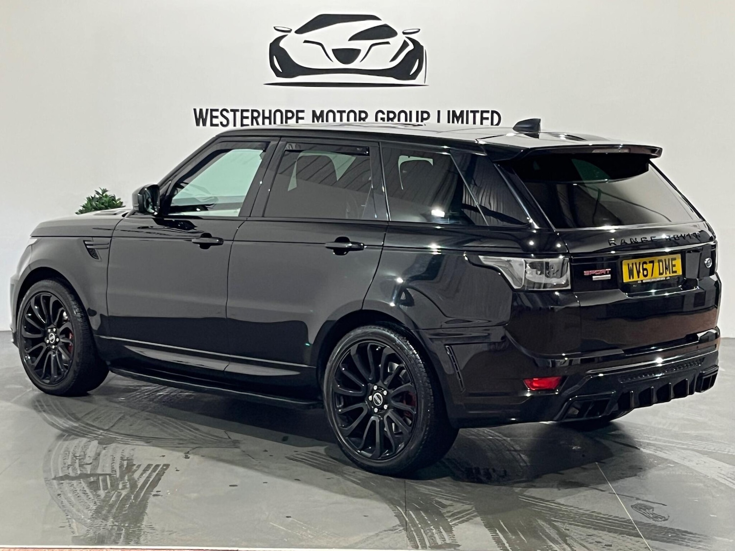 Used Land Rover Range Rover Sport 2017 for sale - 76632733: Photo 2