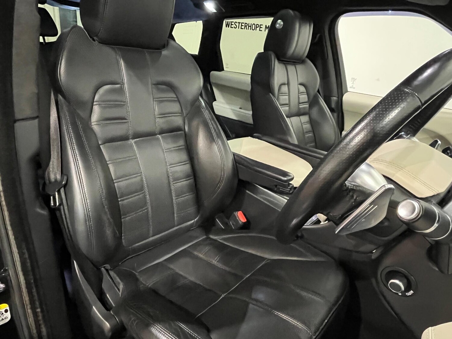 Used Land Rover Range Rover Sport 2017 for sale - 76632733: Photo 24