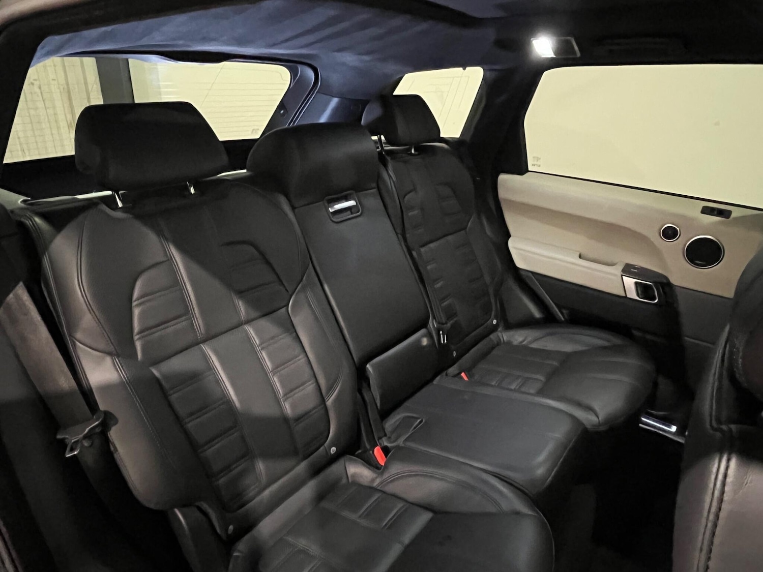 Used Land Rover Range Rover Sport 2017 for sale - 76632733: Photo 25