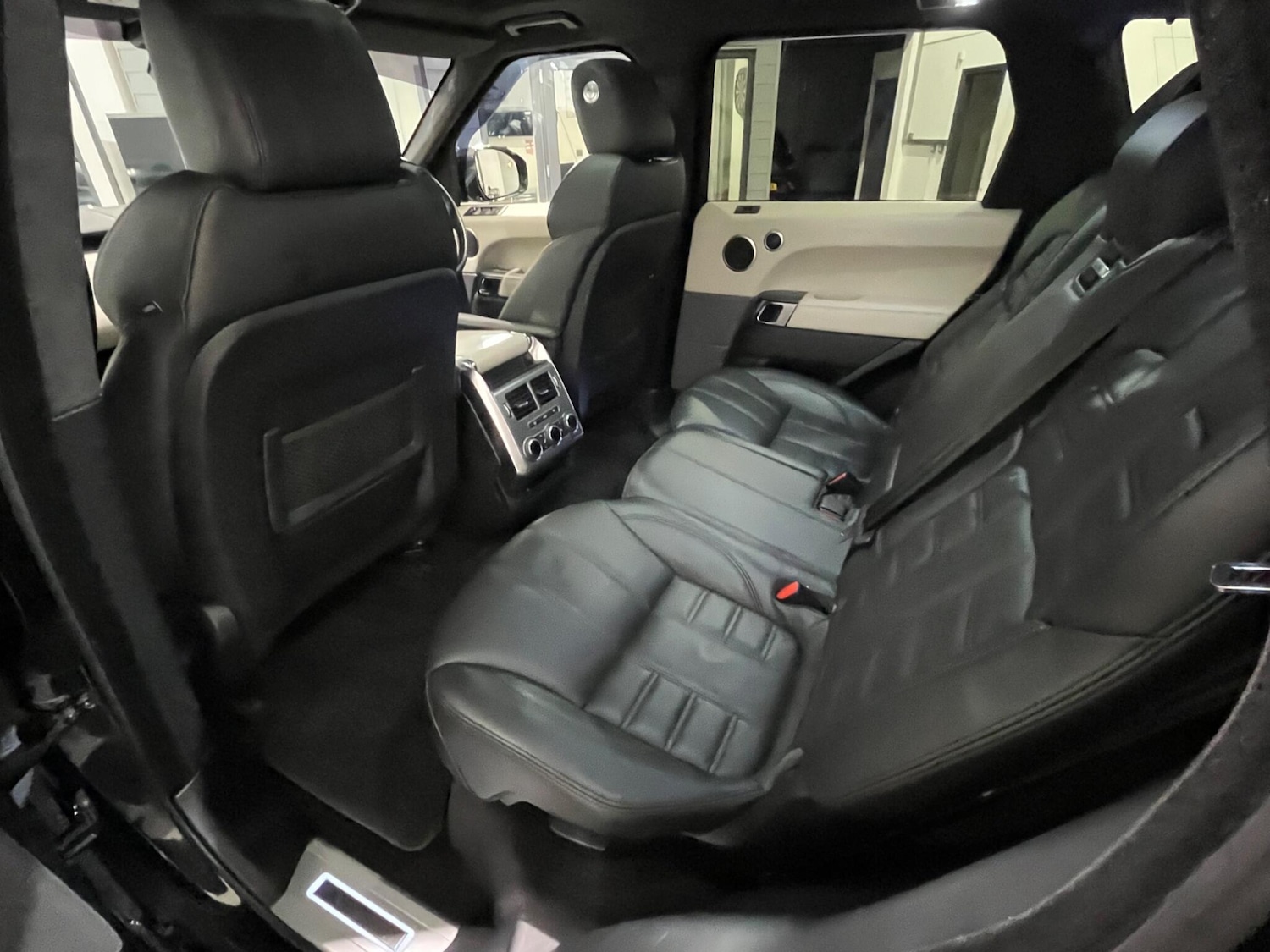 Used Land Rover Range Rover Sport 2017 for sale - 76632733: Photo 29