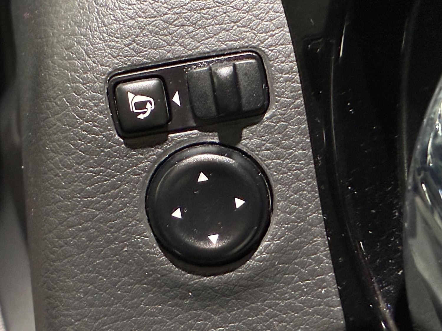 Used Nissan Qashqai for sale - 77495769: Photo 32