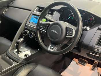 Used Jaguar E-Pace 2020 for sale - 75031232: Photo
