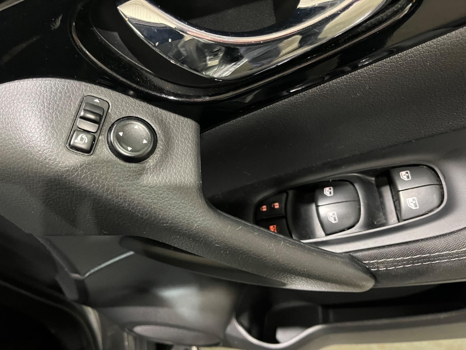 Used Nissan Qashqai for sale - 77229963: Photo 33