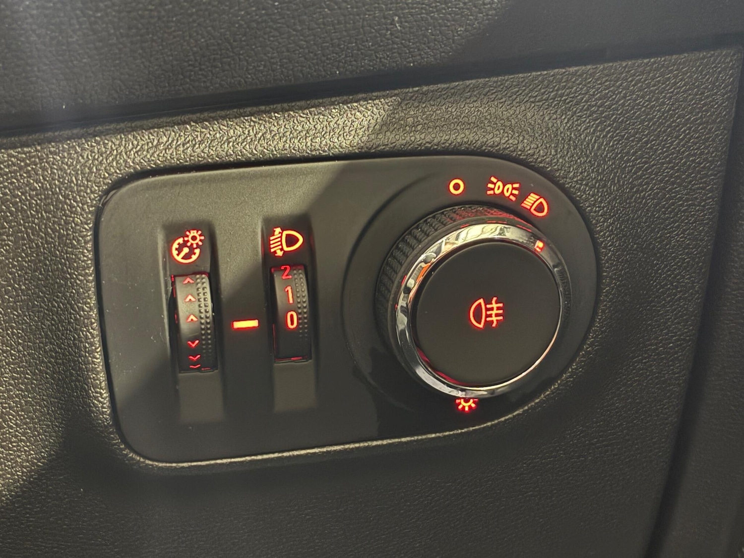 Used Vauxhall ADAM 2017 for sale - 76619803: Photo 23