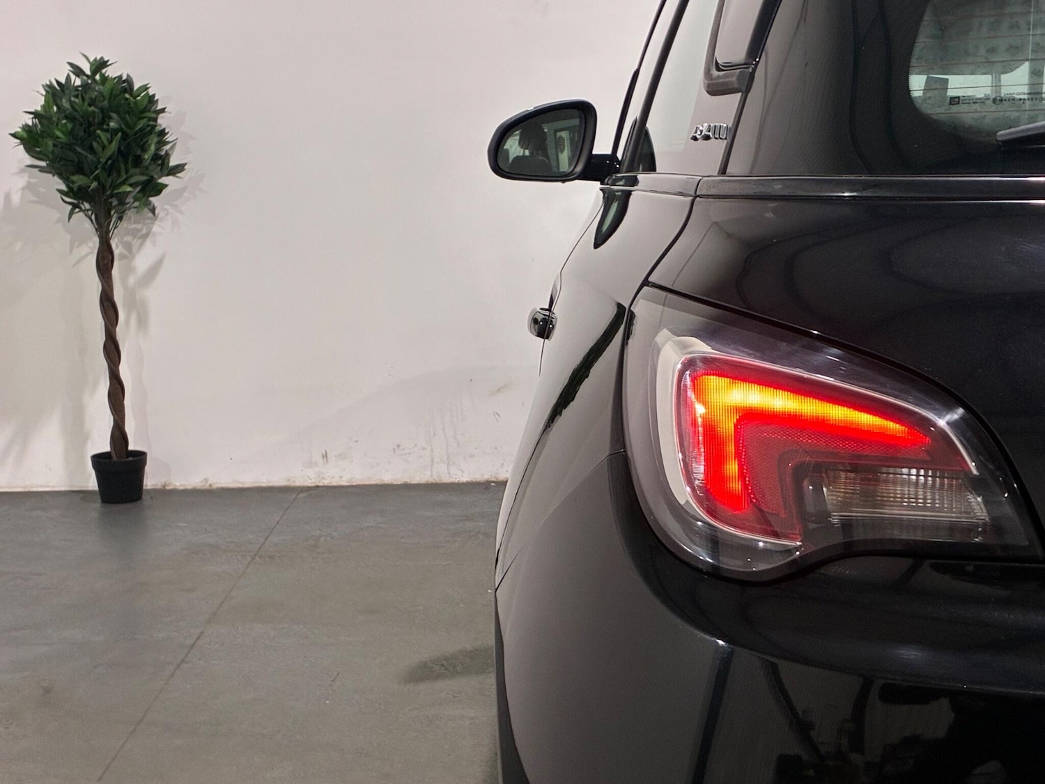 Used Vauxhall ADAM 2017 for sale - 76619803: Photo 34