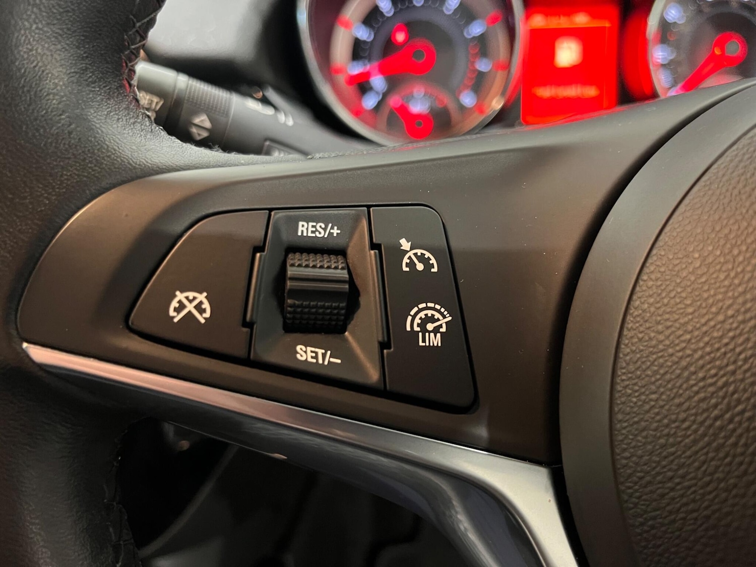 Used Vauxhall ADAM 2017 for sale - 76619803: Photo 56