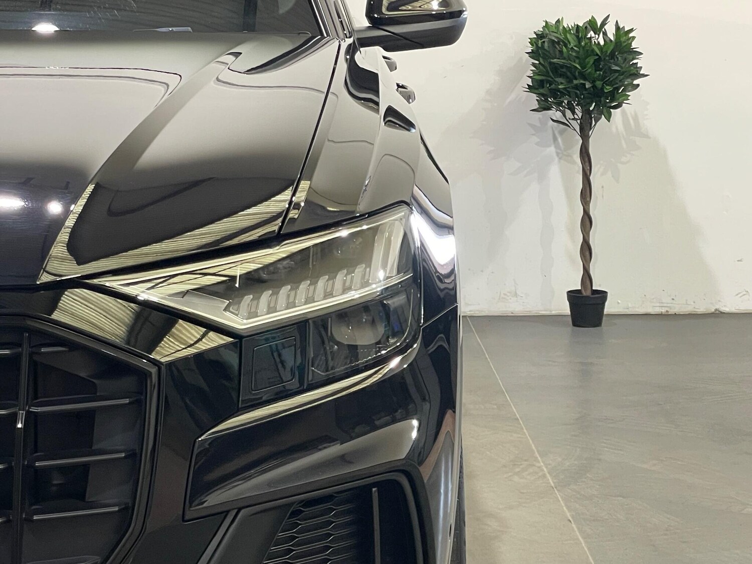 Used Audi Q8 2021 for sale - 78058456: Photo 52