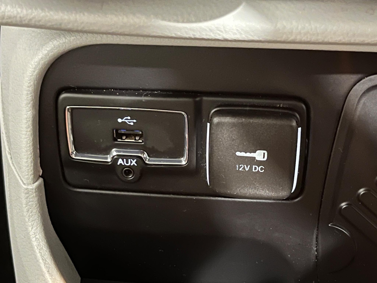 Used Jeep Renegade 2015 for sale - 76823757: Photo 31