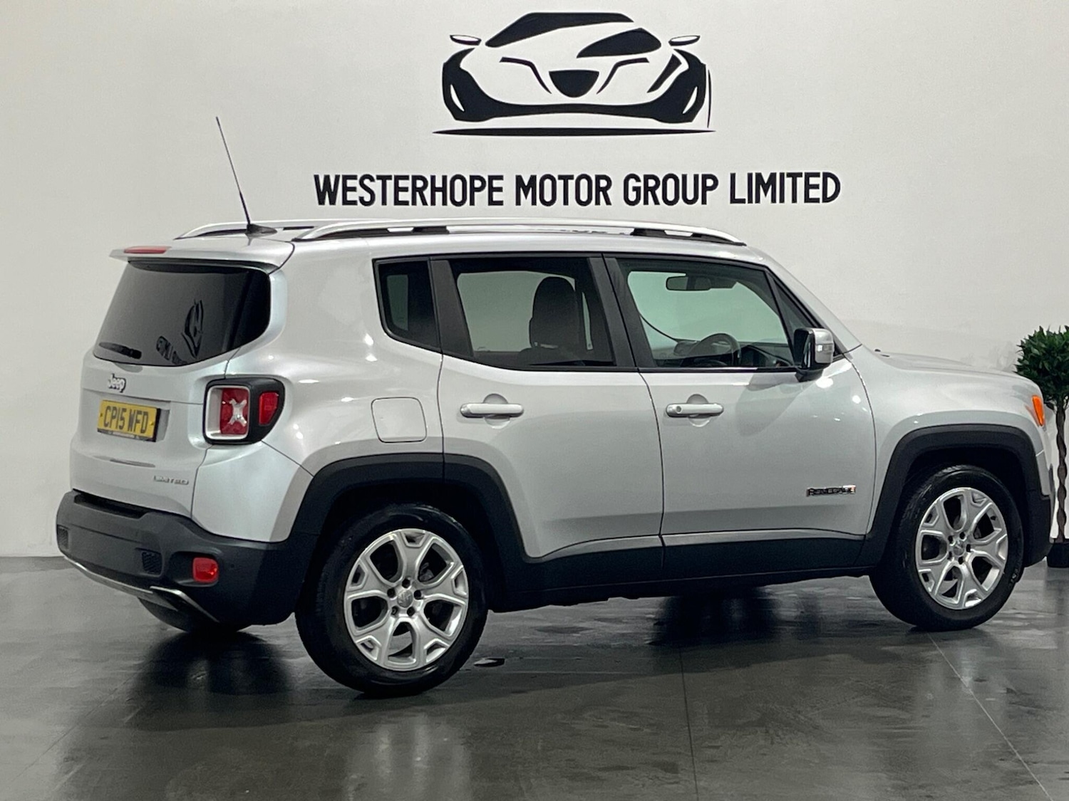 Used Jeep Renegade 2015 for sale - 76823757: Photo 4