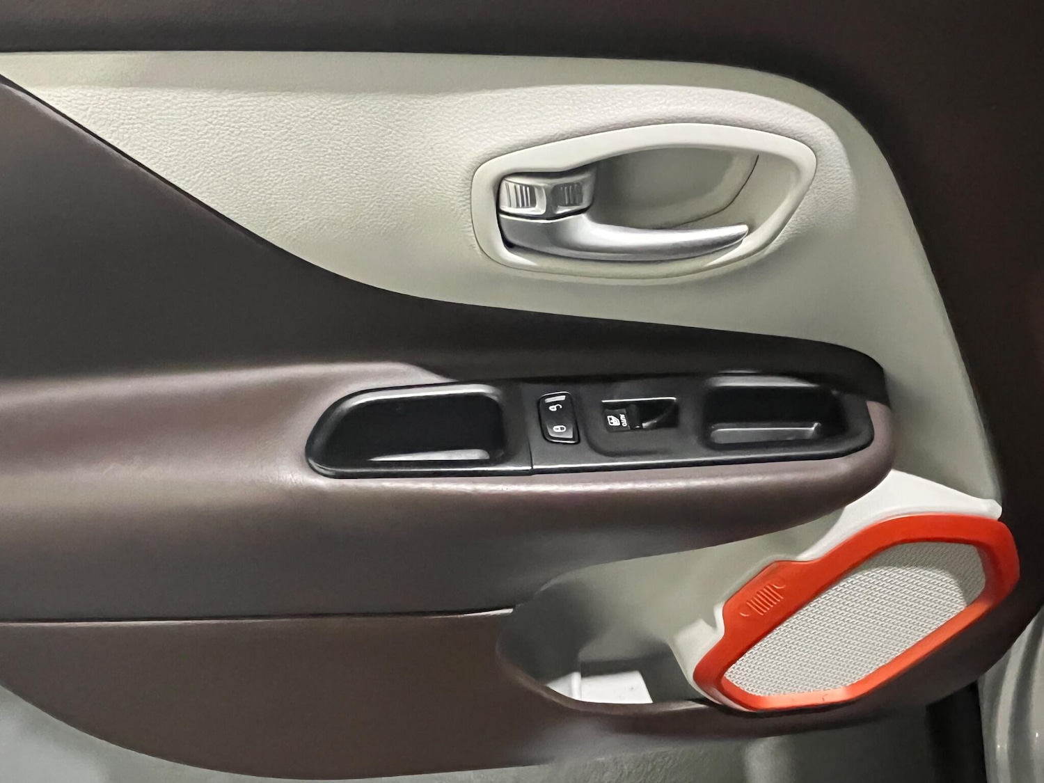 Used Jeep Renegade 2015 for sale - 76823757: Photo 41