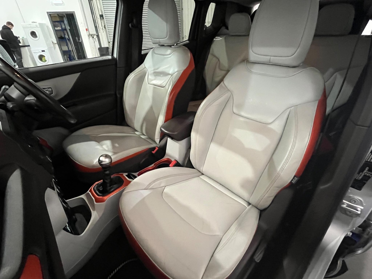 Used Jeep Renegade 2015 for sale - 76823757: Photo 60