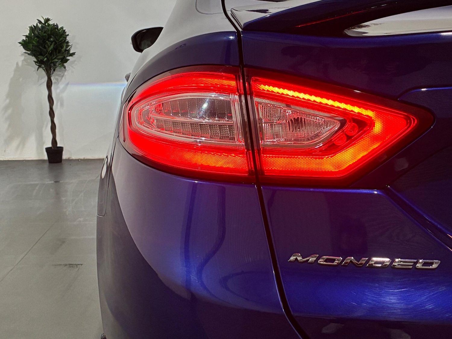 Used Ford Mondeo for sale - 76538042: Photo 46