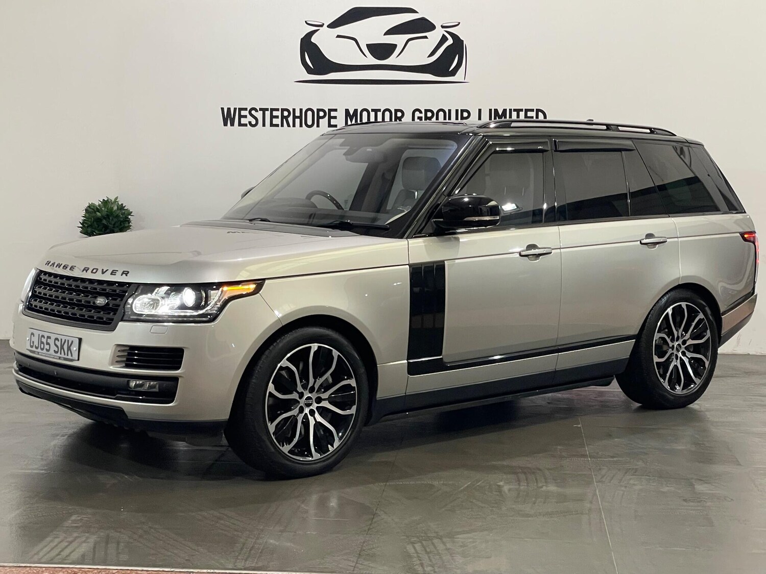 Used Land Rover Range Rover 2015 for sale - 77898173: Photo 12