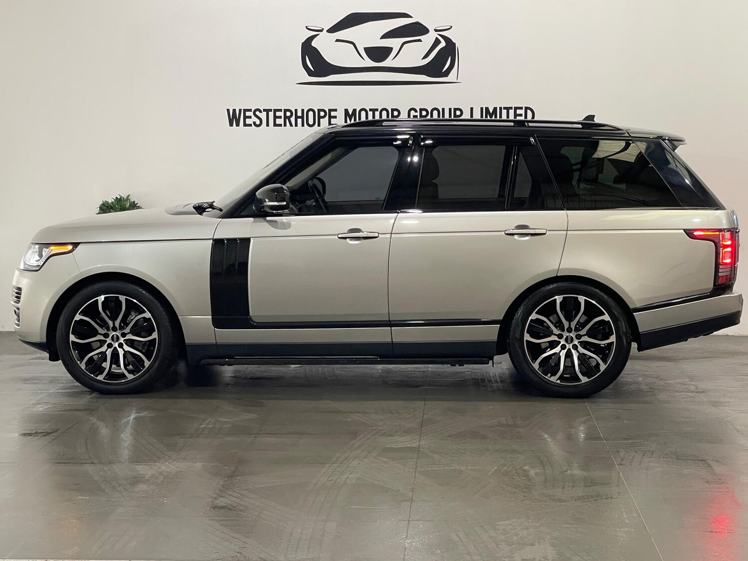 Used Land Rover Range Rover 2015 for sale - 77898173: Photo 16