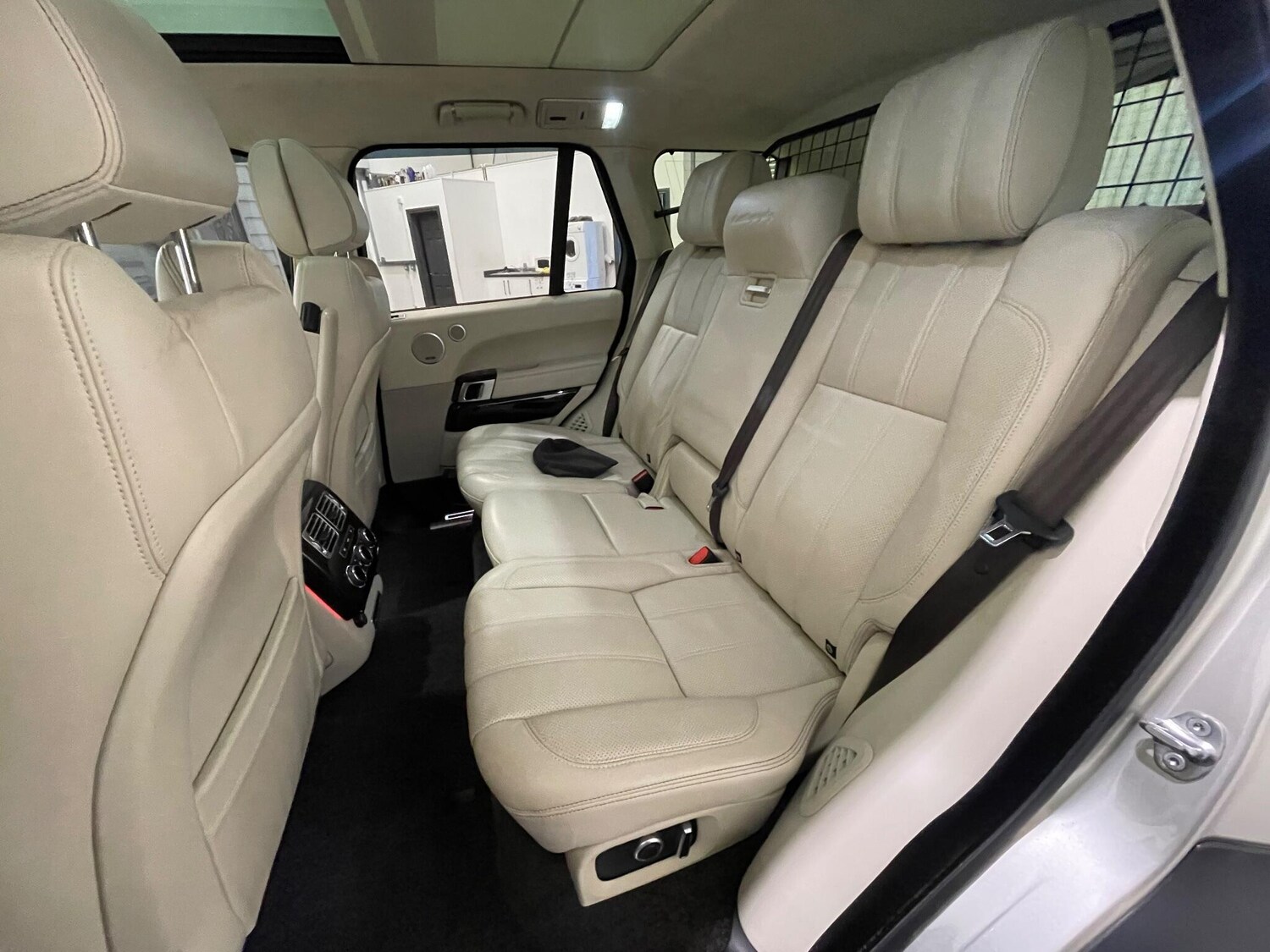 Used Land Rover Range Rover 2015 for sale - 77898173: Photo 24