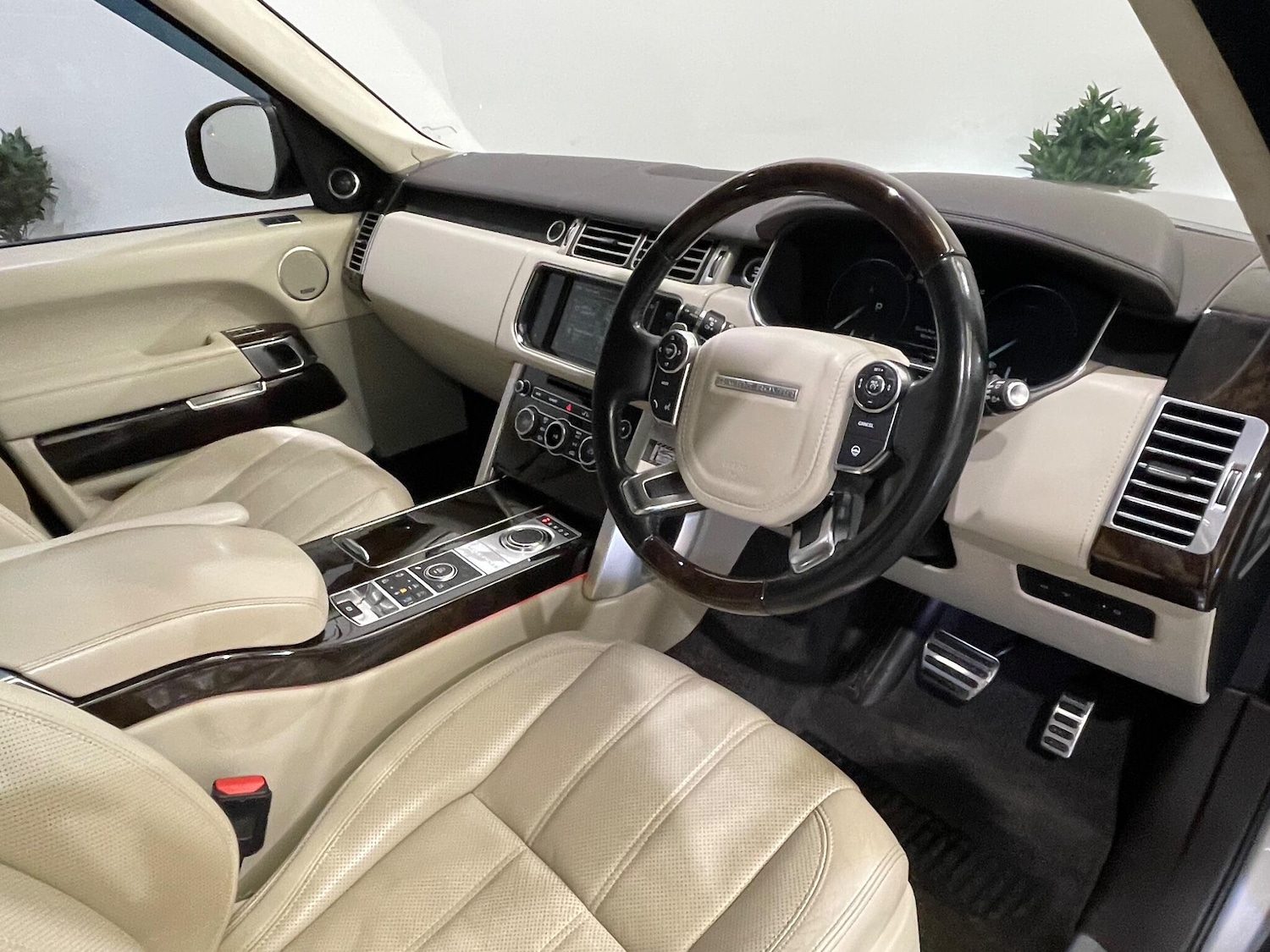 Used Land Rover Range Rover 2015 for sale - 77898173: Photo 3