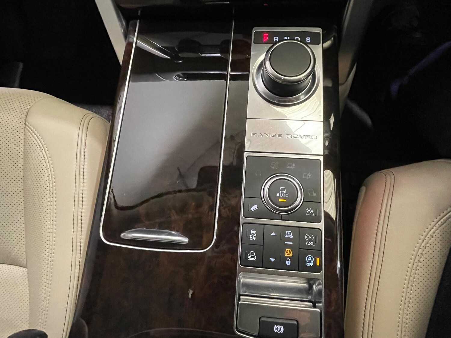 Used Land Rover Range Rover 2015 for sale - 77898173: Photo 31