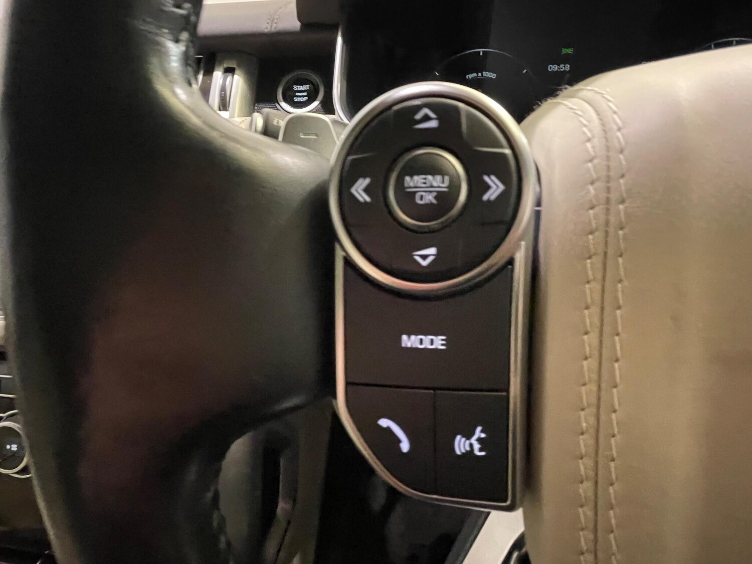 Used Land Rover Range Rover 2015 for sale - 77898173: Photo 32