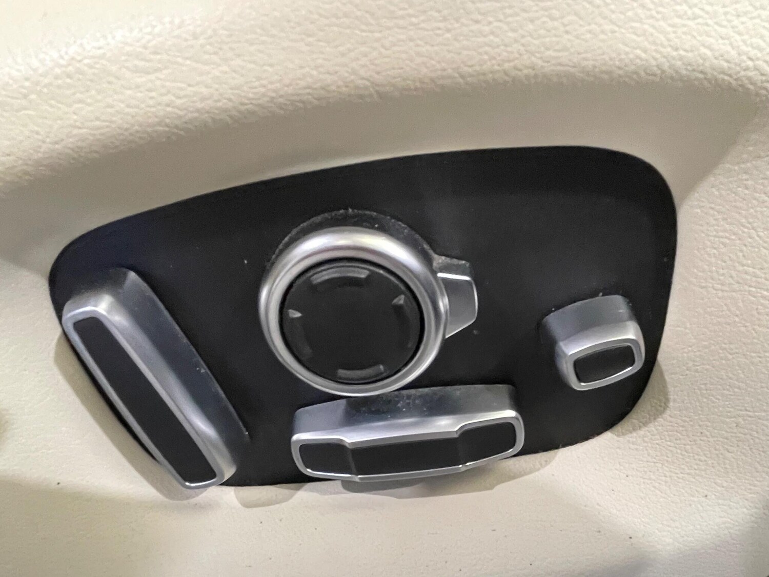 Used Land Rover Range Rover 2015 for sale - 77898173: Photo 38