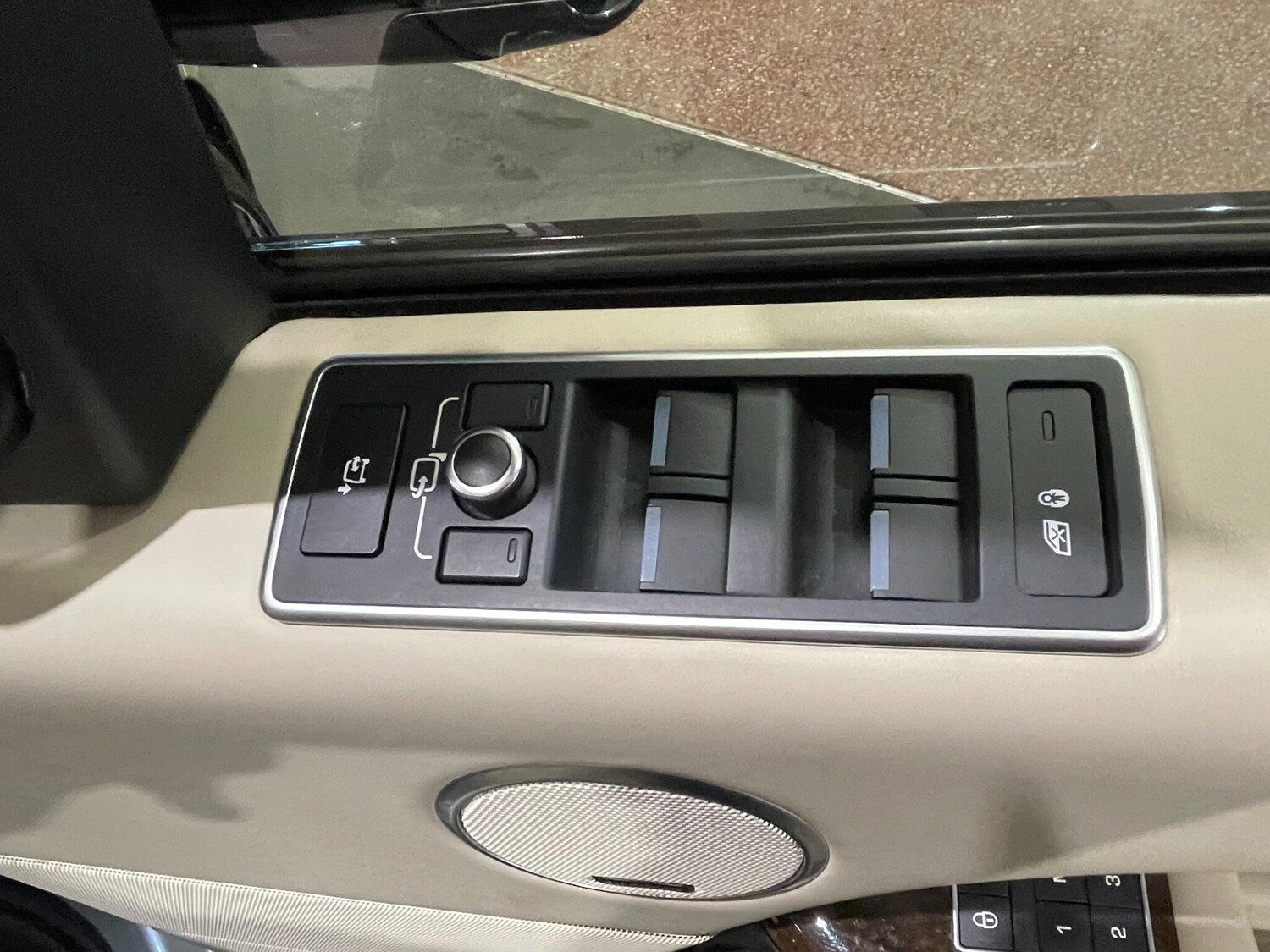 Used Land Rover Range Rover 2015 for sale - 77898173: Photo 39