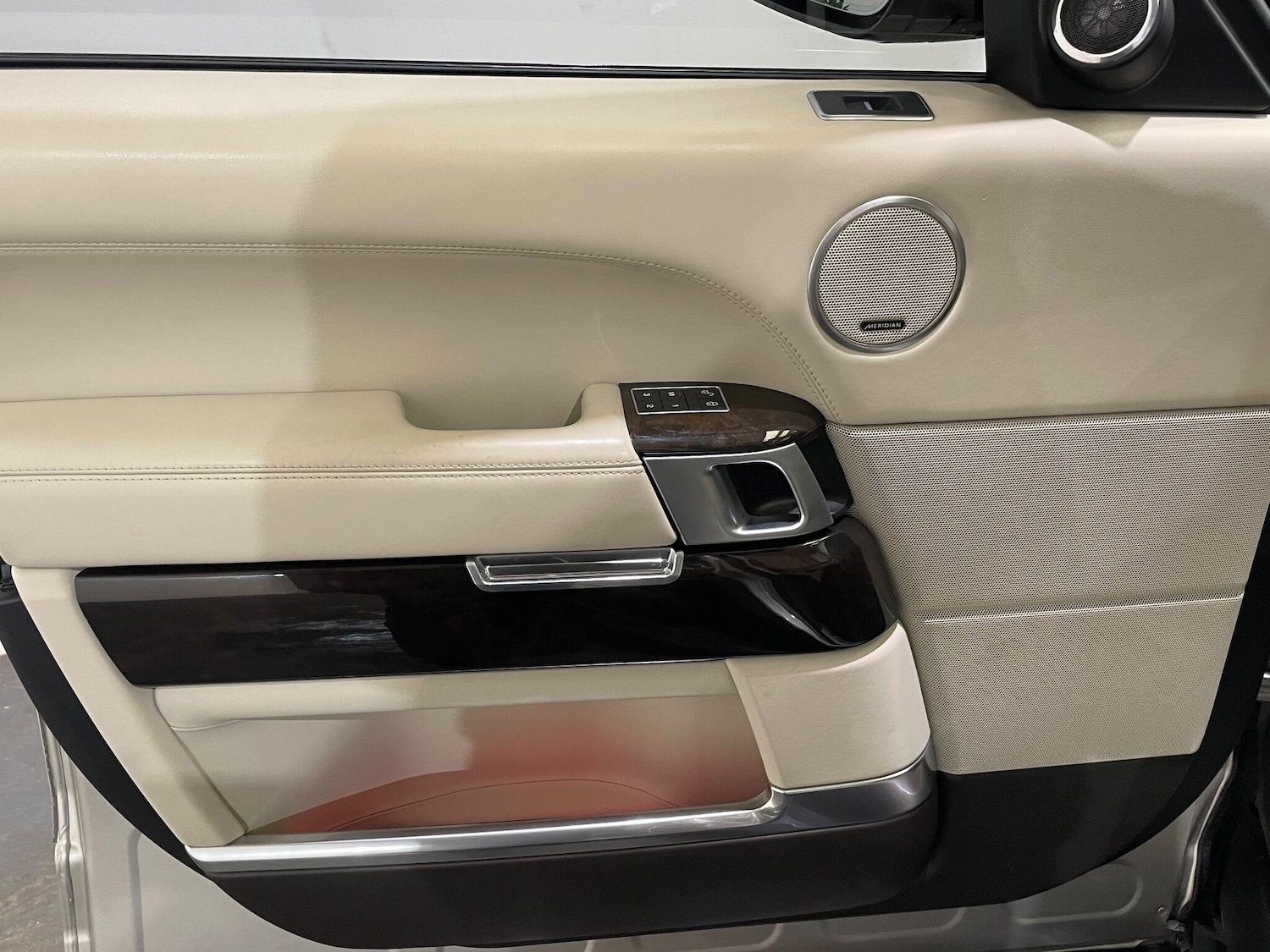 Used Land Rover Range Rover 2015 for sale - 77898173: Photo 47