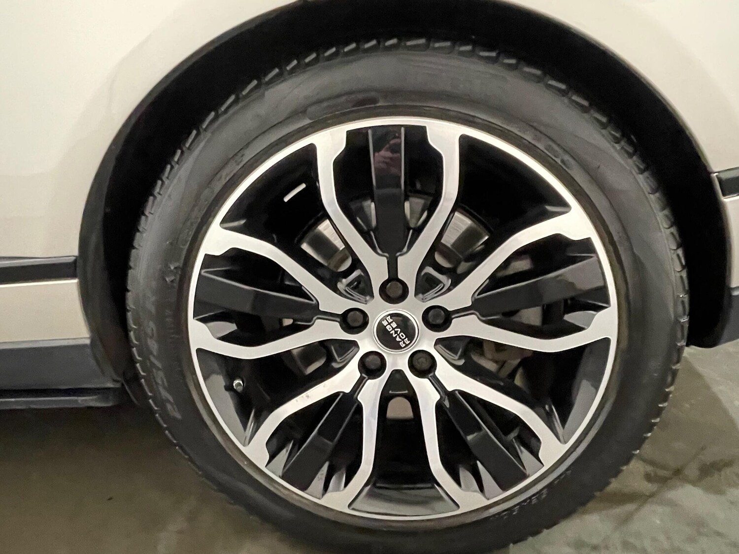 Used Land Rover Range Rover 2015 for sale - 77898173: Photo 48