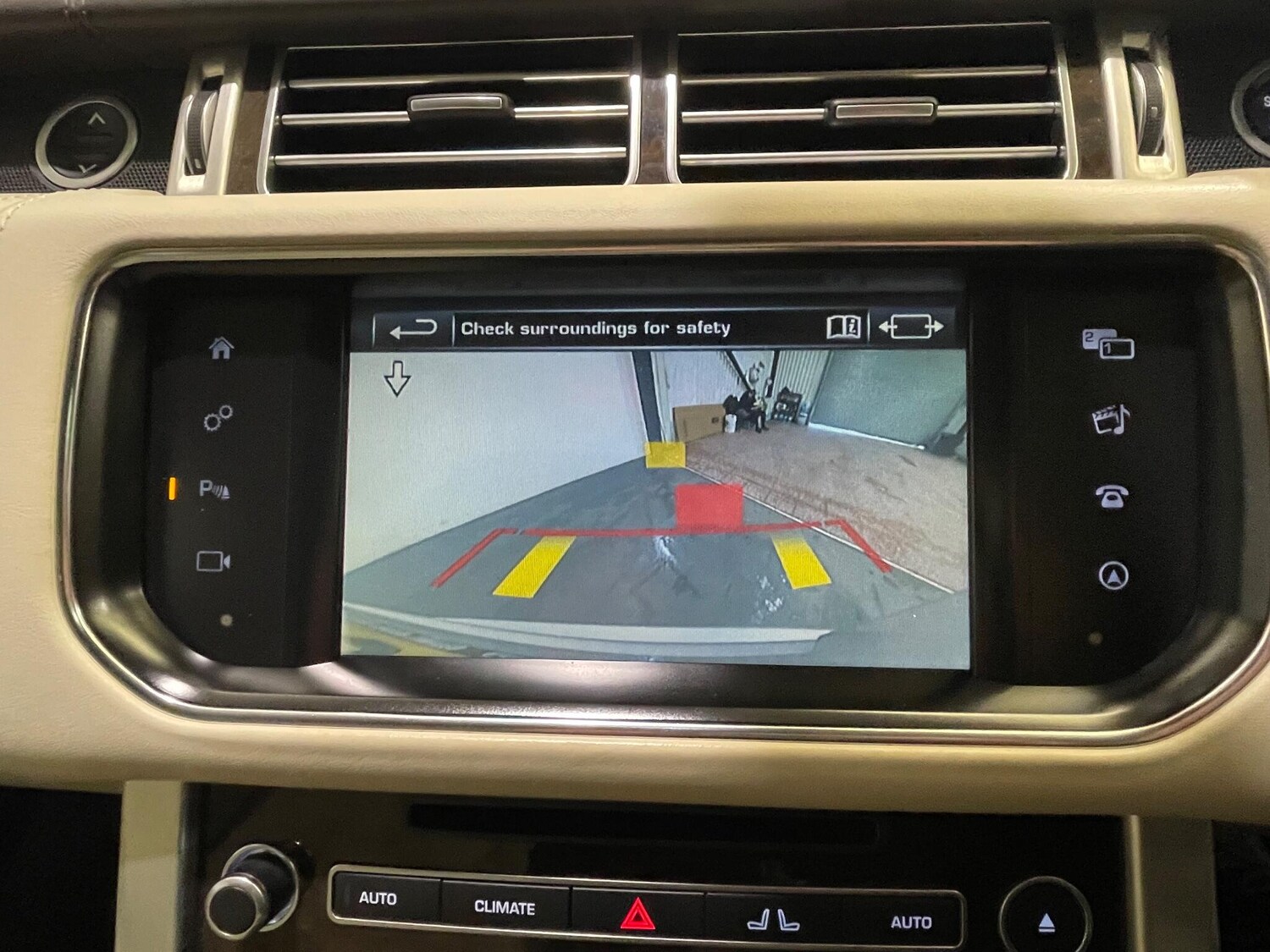 Used Land Rover Range Rover 2015 for sale - 77898173: Photo 55