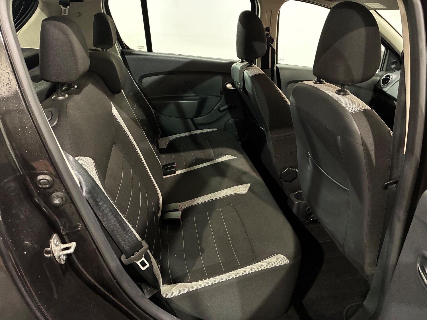 Used Dacia Sandero Stepway 2020 for sale - 77131127: Photo 18