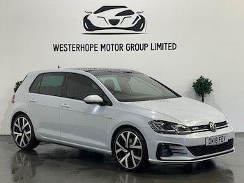 Used Volkswagen Golf 2018 for sale - 78072680: Photo