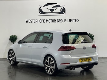 Used Volkswagen Golf 2018 for sale - 78072680: Photo