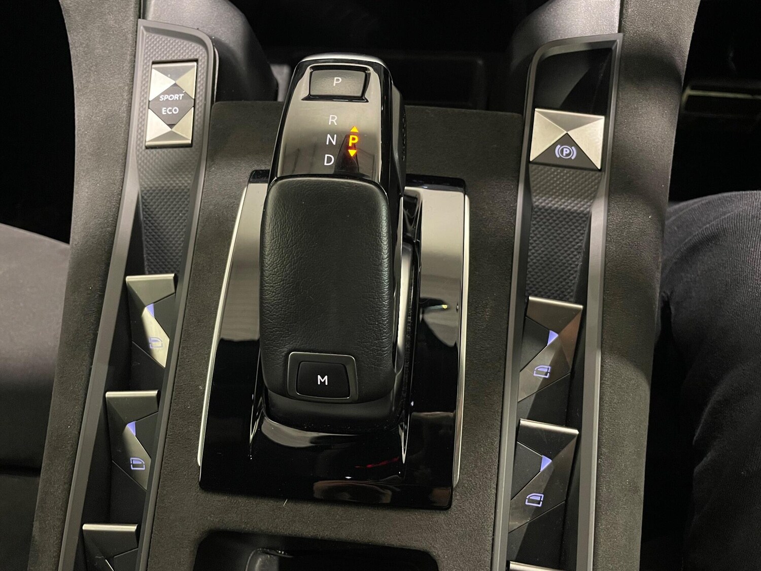 Used DS Automobiles DS 7 Crossback for sale - 77854166: Photo 37