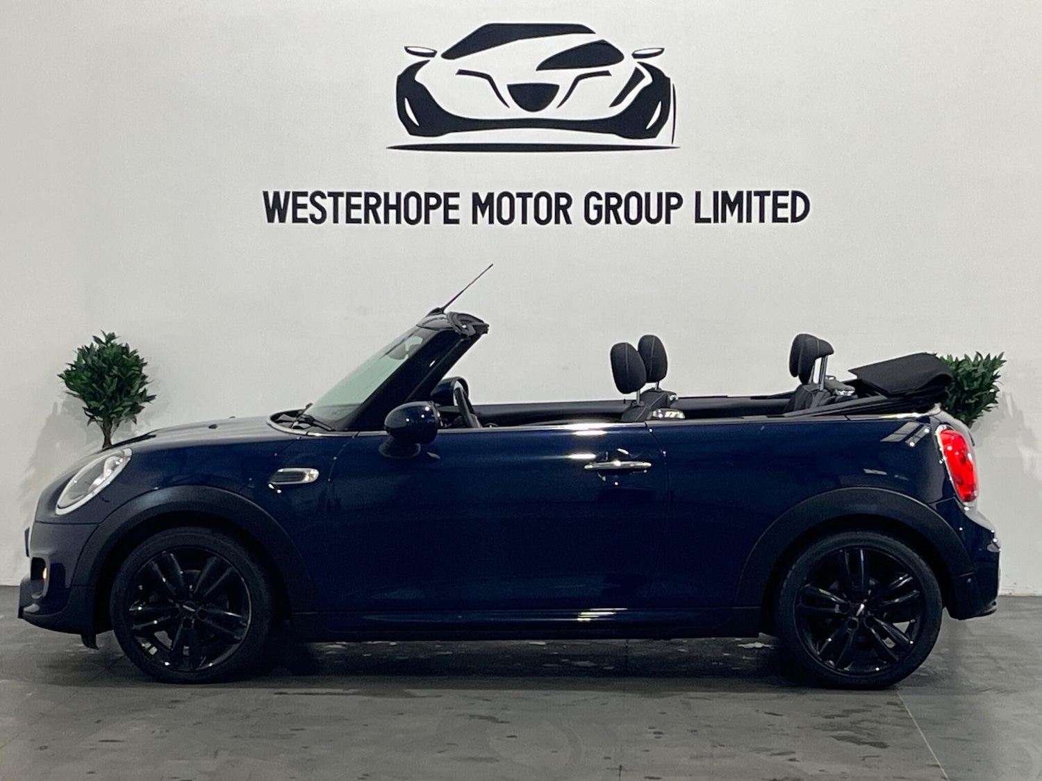 Used MINI Convertible 2017 for sale - 76239368: Photo 15