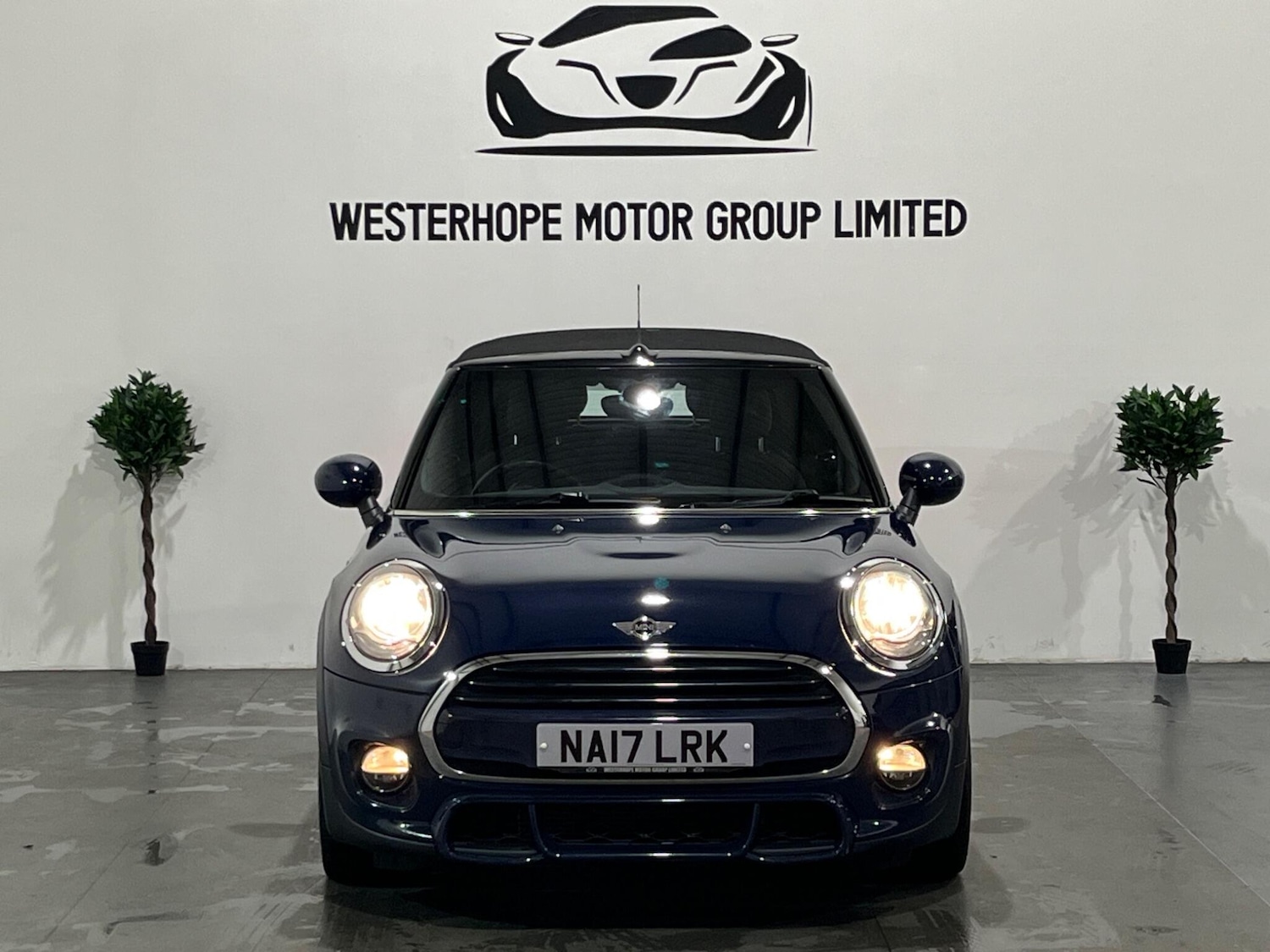 Used MINI Convertible 2017 for sale - 76239368: Photo 19