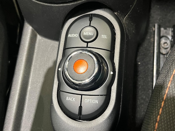 Used MINI Convertible 2017 for sale - 76239368: Photo 29