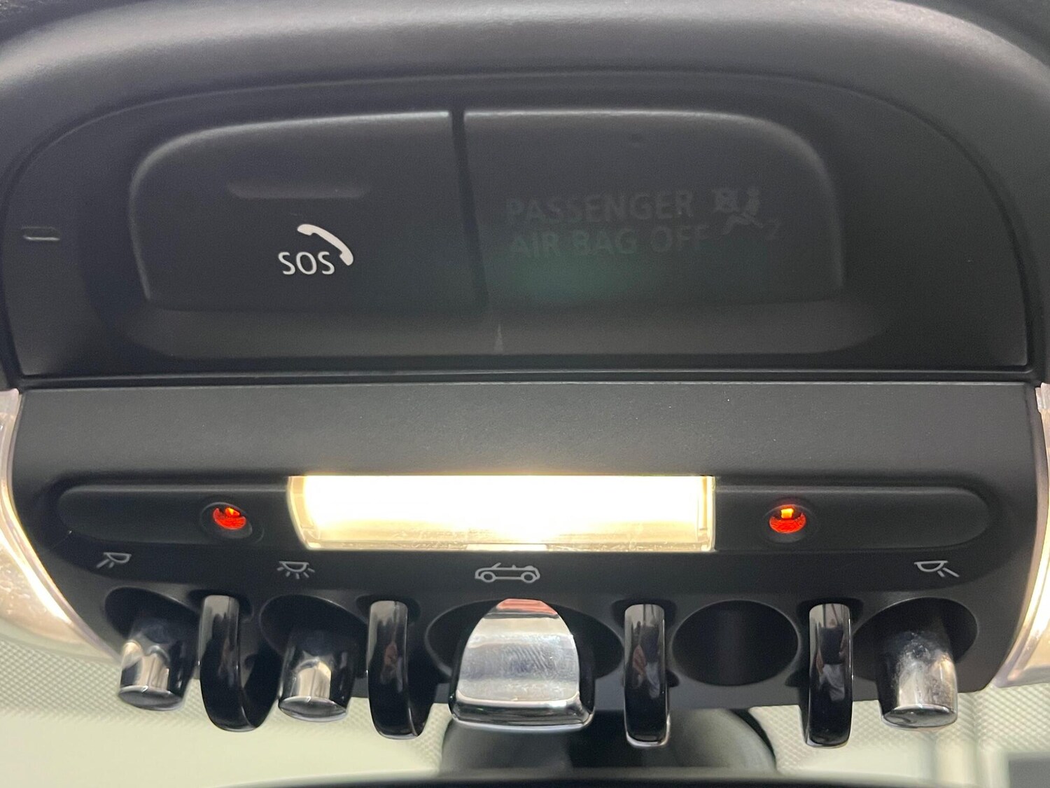 Used MINI Convertible 2017 for sale - 76239368: Photo 45