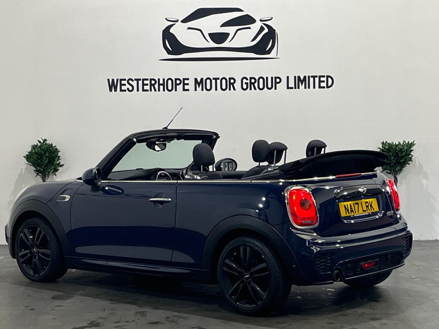 Used MINI Convertible 2017 for sale - 76239368: Photo 8
