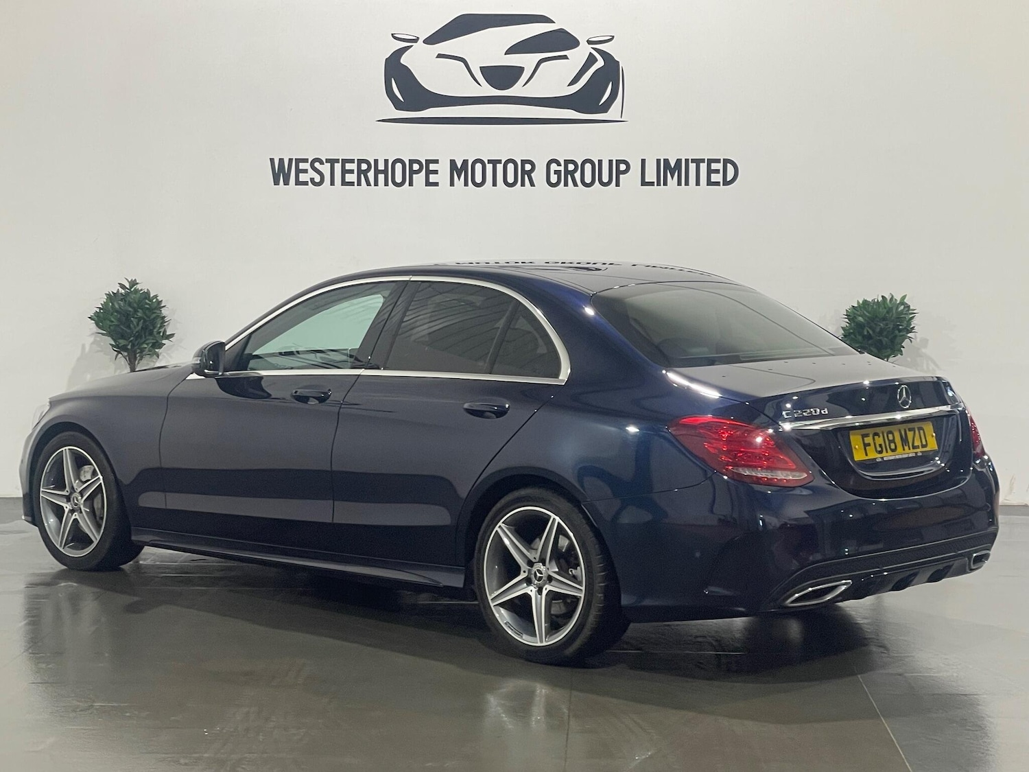 Used Mercedes-Benz C Class 2018 for sale - 77549536: Photo 2